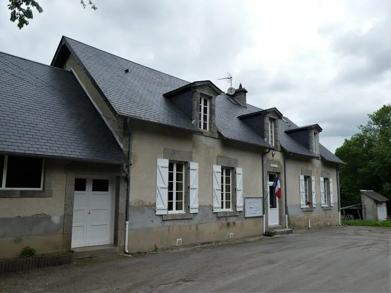 Malleret-Boussac (23600)